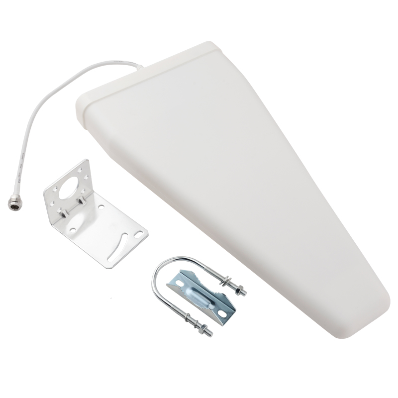  蔚县对数周期天线定向接收发射700-3700MHz